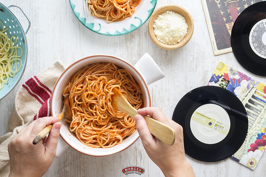 BORGES - Playlist gastronómica: temazos italianos para ponerte mientras cocinas la pasta