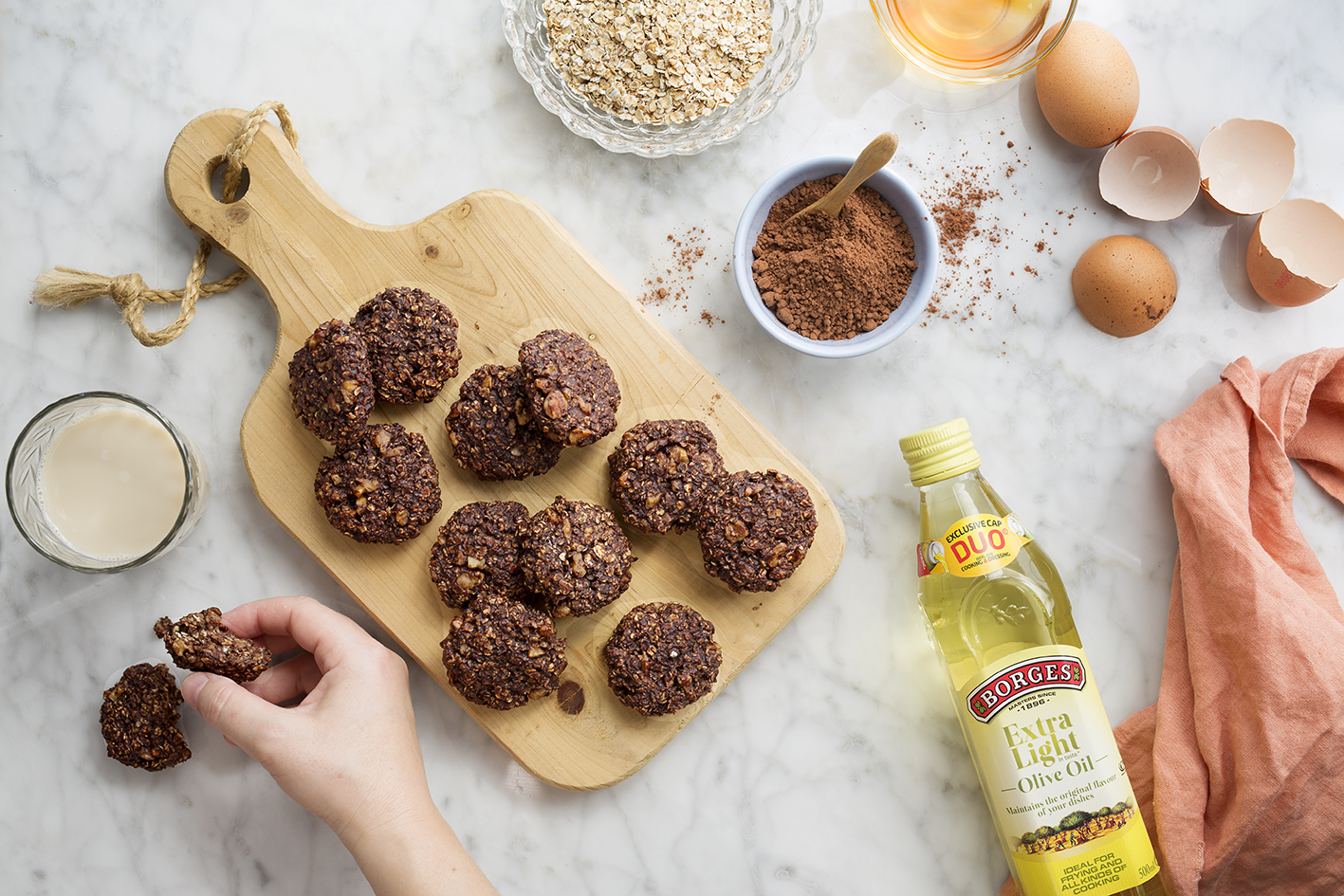 Easy and healthy chocolate cookies recipe! - Borges
