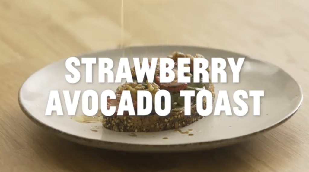 avocado and strawberry toast