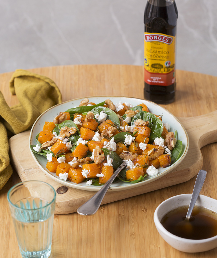 Amanida tèbia de carabassa rostida i formatge feta