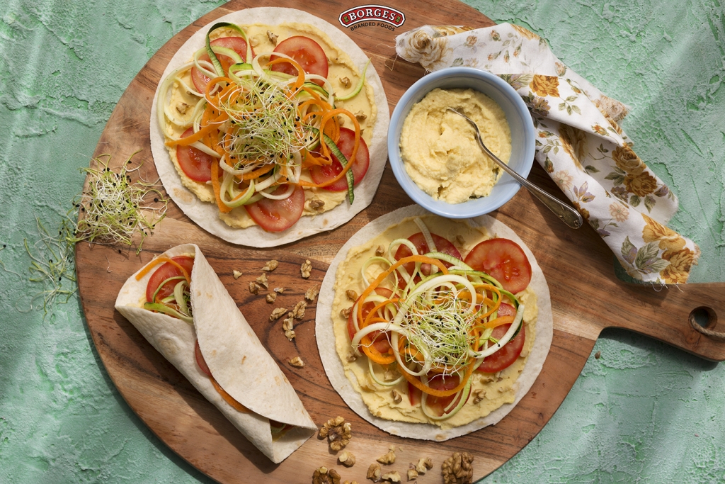 Zeleninový hummus wrap, jednoduchý obed, rýchly obed