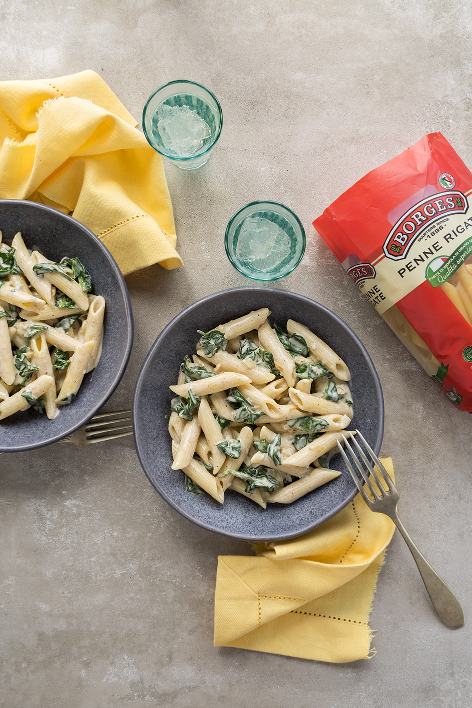 Pasta with spinach and gorgonzola - Borges India