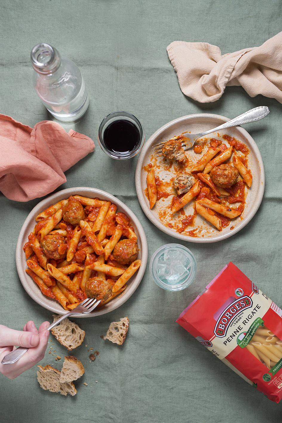 Penne with meatballs - Borges India