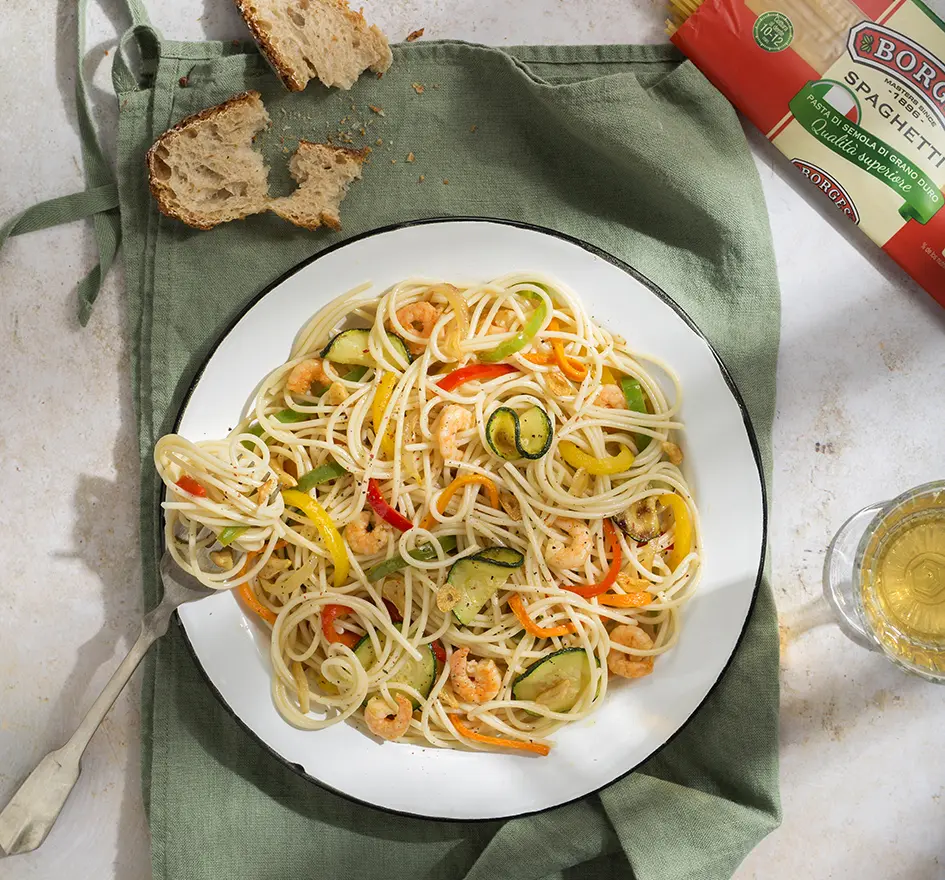 Receta de espagueti con gambas y verduras