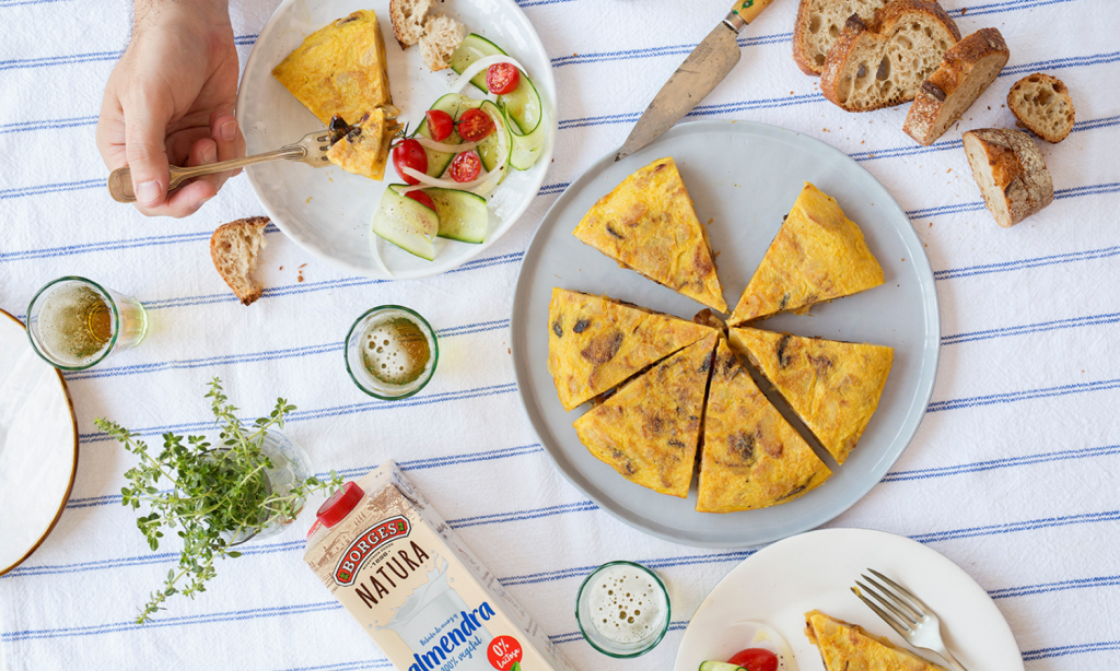 Tortilla de patatas fácil y jugosa