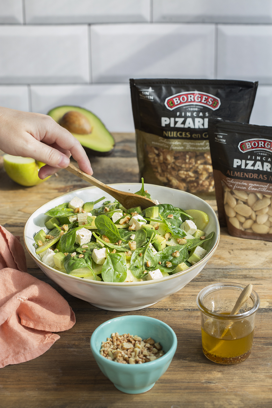 Ensalada de espinacas y aguacate - Borges