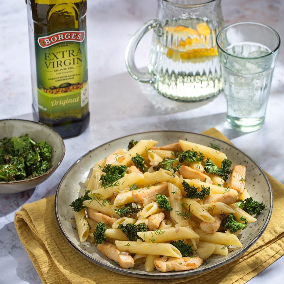 Pasta with Kale and Chicken