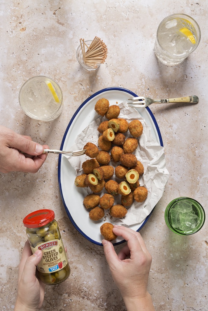 Fried stuffed olives